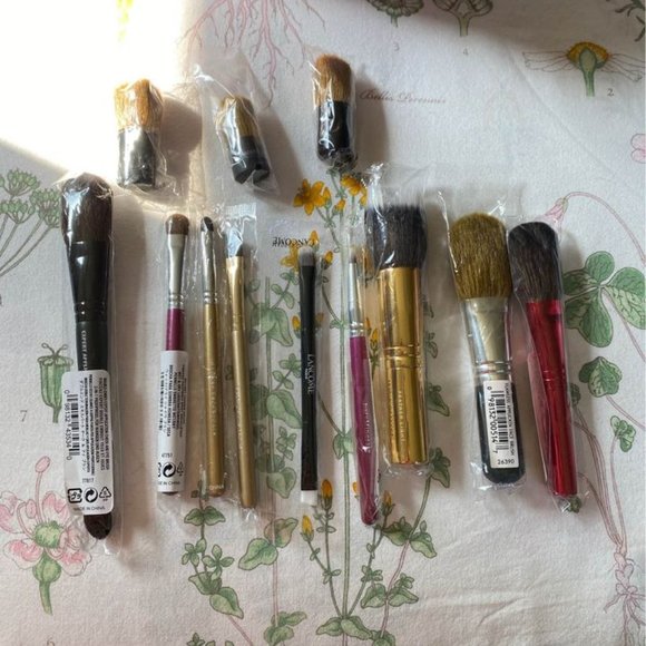 Bare Minerals Make-Up Haul - Picture 6 of 6